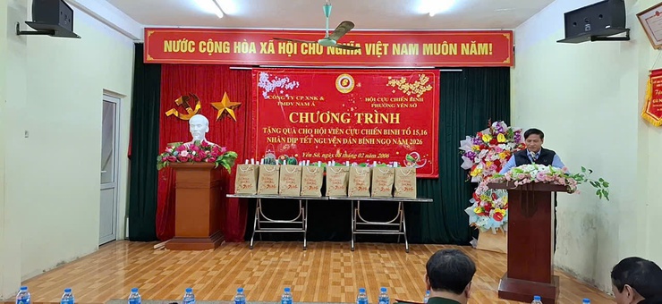 "Tết sẻ chia - Thắm tình đồng đội".- Ảnh 2.