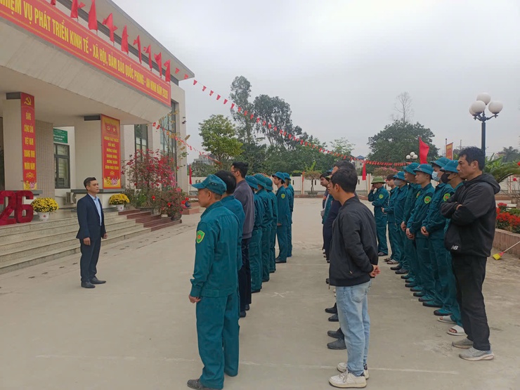 TỔNG VỆ SINH MÔI TRƯỜNG - TIẾP TỤC THỰC HIỆN PHONG TRÀO “SÁNG - XANH - SẠCH - ĐẸP” TRÊN QUÊ HƯƠNG BÌNH MINH- Ảnh 1.