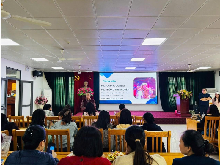 Bồi dưỡng chuyên môn: Tiếng Anh giao tiếp dành cho giáo viên Mầm non- Ảnh 2.