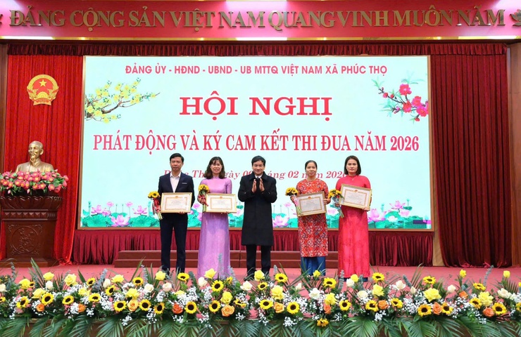 Phúc Thọ: Khí thế mới từ Hội nghị phát động và ký cam kết thi đua năm 2026- Ảnh 6.