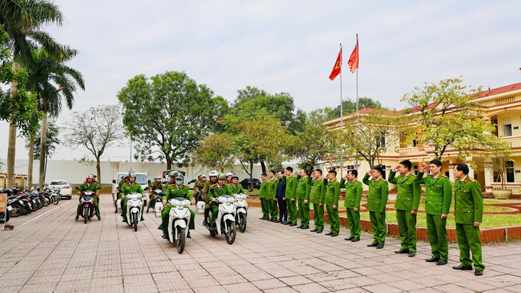 Công an xã Tam Hưng đẩy mạnh phong trào thi đua Vì an ninh Tổ quốc – Quyết tâm vì bình yên cơ sở- Ảnh 1.