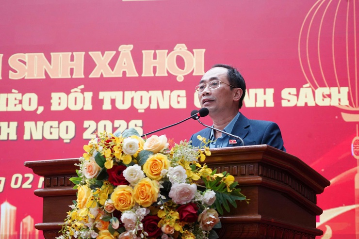 Hơn 200 suất quà được trao tặng tại Chương trình an sinh xã hội “Agribank chung tay vì người nghèo, đối tượng chính sách”- Ảnh 3.