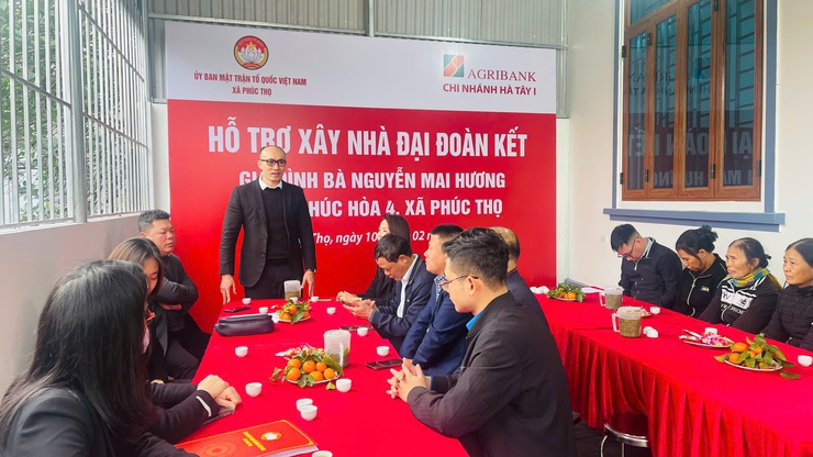 UBMTTQ Việt Nam xã Phúc Thọ phối hợp Agribank trao hỗ trợ xây dựng Nhà Đại đoàn kết tại thôn Phúc Hòa 4- Ảnh 7.