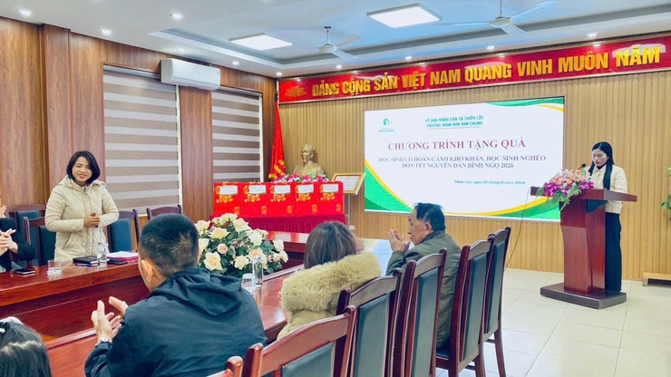 TRƯỜNG MẦM NON KIM CHUNG: "TRAO QUÀ TẾT – GỬI TRỌN YÊU THƯƠNG XUÂN BÍNH NGỌ 2026"- Ảnh 13.