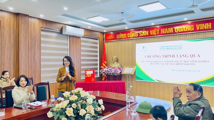 TRƯỜNG MẦM NON KIM CHUNG: "TRAO QUÀ TẾT – GỬI TRỌN YÊU THƯƠNG XUÂN BÍNH NGỌ 2026"- Ảnh 12.