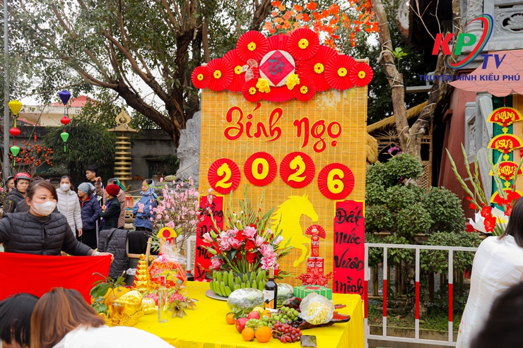 Xã Kiều Phú sôi nổi từ Hội thi gói bánh chưng, bày mâm ngũ quả và Chương trình Tết sum vầy năm 2026- Ảnh 14.