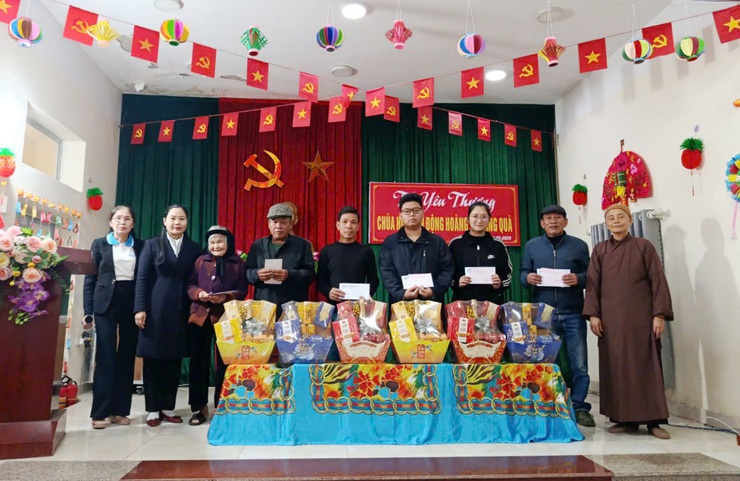 QUỐC OAI HOÀN THÀNH 100% HỘI NGHỊ ĐẠI BIỂU NHÂN DÂN ĐẦU NĂM 2026, LỒNG GHÉP HIỆU QUẢ HOẠT ĐỘNG CHĂM LO TẾT CHO NGƯỜI DÂN- Ảnh 13.