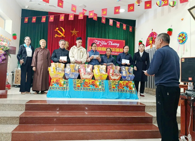 QUỐC OAI HOÀN THÀNH 100% HỘI NGHỊ ĐẠI BIỂU NHÂN DÂN ĐẦU NĂM 2026, LỒNG GHÉP HIỆU QUẢ HOẠT ĐỘNG CHĂM LO TẾT CHO NGƯỜI DÂN- Ảnh 14.