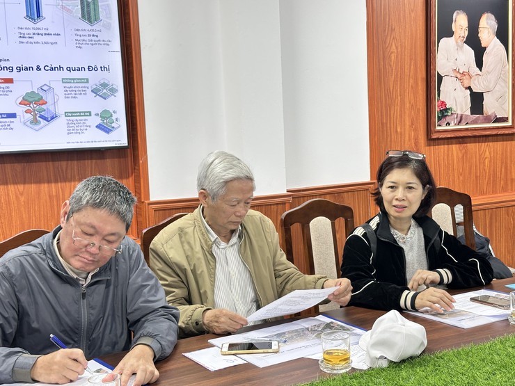 Hội nghị lấy ý kiến cộng đồng dân cư Khu đấu giá quyền sử dụng đất thôn Vĩnh Ninh, xã Vĩnh Quỳnh, huyện Thanh Trì (cũ)- Ảnh 2.