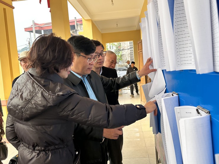 UBBC xã Đại Thanh kiểm tra công tác niêm yết danh sách cử tri tại 31 khu vực bỏ phiếu- Ảnh 6.