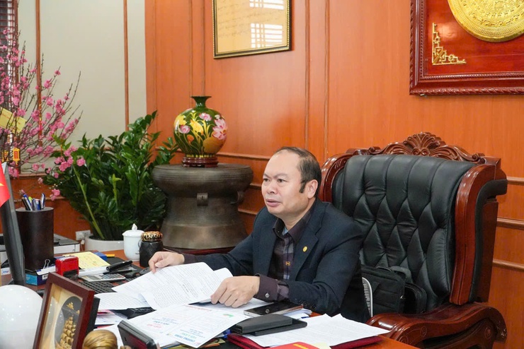 Đồng chí Chủ tịch UBND xã chủ trì hội nghị công tác chuẩn bị gặp mặt thanh niên lên đường nhập ngũ- Ảnh 1.