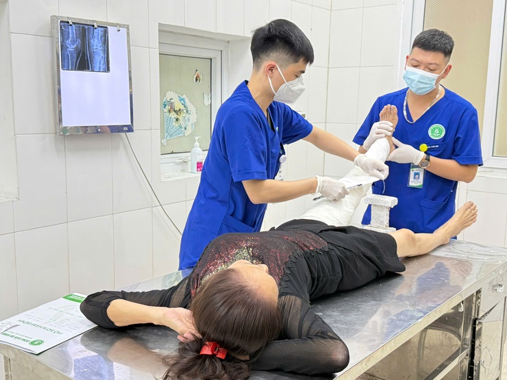 Đồng hành cùng người bệnh đảm bảo khám chữa bệnh an toàn dịp Tết Nguyên đán Bính Ngọ 2026- Ảnh 3.