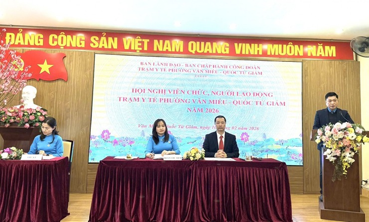 HỘI NGHỊ VIÊN CHỨC, NGƯỜI LAO ĐỘNG TRẠM Y TẾ PHƯỜNG VĂN MIẾU - QUỐC TỬ GIÁM: PHÁT HUY DÂN CHỦ, ĐOÀN KẾT, QUYẾT TÂM HOÀN THÀNH NHIỆM VỤ NĂM 2026- Ảnh 2.