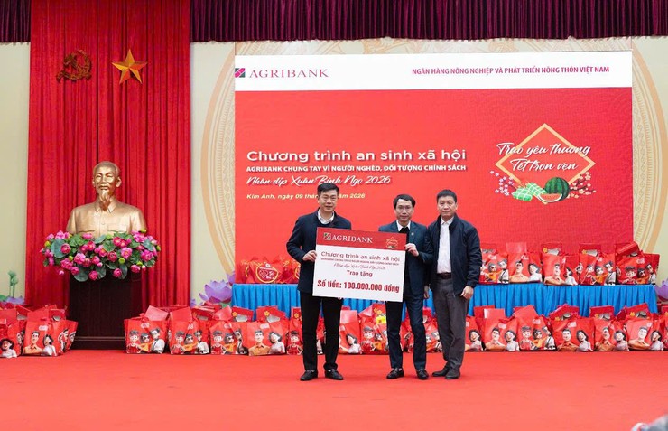 CHƯƠNG TRÌNH “TẾT NHÂN ÁI – XUÂN YÊU THƯƠNG” TẠI XÃ KIM ANH- Ảnh 9.