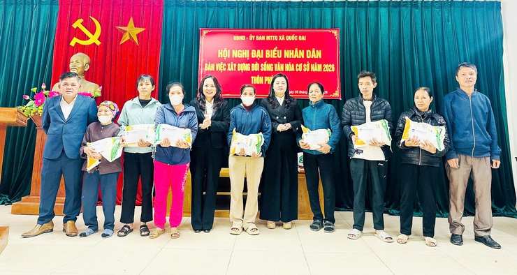 QUỐC OAI HOÀN THÀNH 100% HỘI NGHỊ ĐẠI BIỂU NHÂN DÂN ĐẦU NĂM 2026, LỒNG GHÉP HIỆU QUẢ HOẠT ĐỘNG CHĂM LO TẾT CHO NGƯỜI DÂN- Ảnh 9.