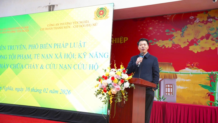 PHƯỜNG YÊN NGHĨA TĂNG CƯỜNG TUYÊN TRUYỀN PHÁP LUẬT, TẬP HUẤN PCCC VÀ PHÒNG NGỪA TỘI PHẠM TRONG HỌC ĐƯỜNG- Ảnh 2.