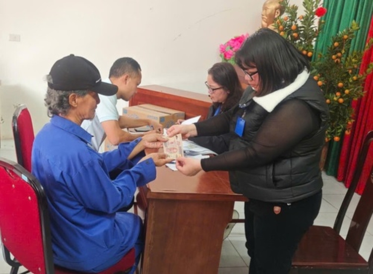 Trung tâm Công tác xã hội và Quỹ Bảo trợ trẻ em Hà Nội gặp mặt và bàn giao đối tượng về gia đình địa phương trước Tết Nguyên đán Bính Ngọ 2026- Ảnh 2.