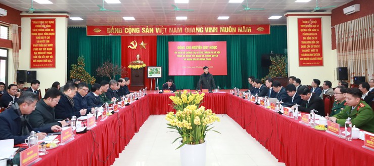 Bí thư Thành ủy Hà Nội Nguyễn Duy Ngọc: Phát triển xã Minh Châu ngày càng giàu đẹp, nhân dân ấm no, hạnh phúc- Ảnh 6.