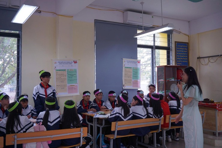 Sáng tạo và Công nghệ: "Luồng gió mới" trong tiết học Khoa học tự nhiên tại xã Phúc Thịnh- Ảnh 2.