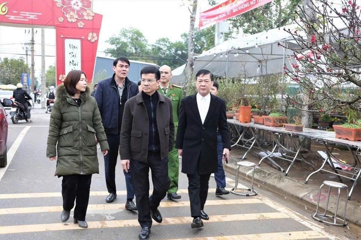 BÍ THƯ ĐẢNG ỦY XÃ SÓC SƠN BÙI DUY CƯỜNG THĂM, ĐỘNG VIÊN CÔNG TY CỔ PHẦN MÔI TRƯỜNG ĐÔ THỊ NHÂN DỊP TẾT NGUYÊN ĐÁN BÍNH NGỌ 2026- Ảnh 7.