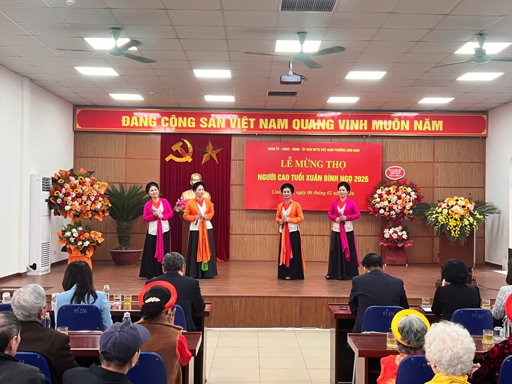 PHƯỜNG LĨNH NAM: LỄ MỪNG THỌ NGƯỜI CAO TUỔI
XUÂN BÍNH NGỌ 2026.- Ảnh 1.