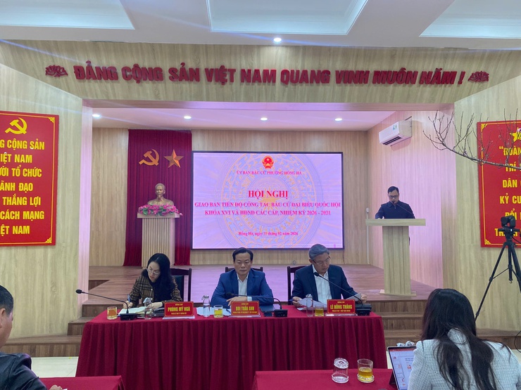 HỒNG HÀ GIAO BAN TIẾN ĐỘ CÔNG TÁC BẦU CỬ ĐẠI BIỂU QUỐC HỘI KHÓA XVI VÀ HĐND CÁC CẤP, NHIỆM KỲ 2026-2031- Ảnh 4.