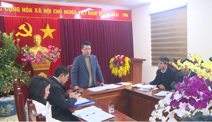 Ủy ban nhân dânxã tổ chức hội nghị họp các Tổ công tác xử lý “điểm nghẽn” để triển khai một số nhiệm vụ trọng tâm.- Ảnh 1.