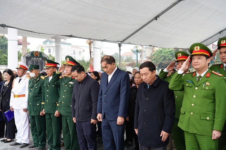 Xã Thường Tín đón nhận, truy điệu và an táng hài cốt liệt sĩ Nguyễn Văn Nhàn - Ảnh 2.