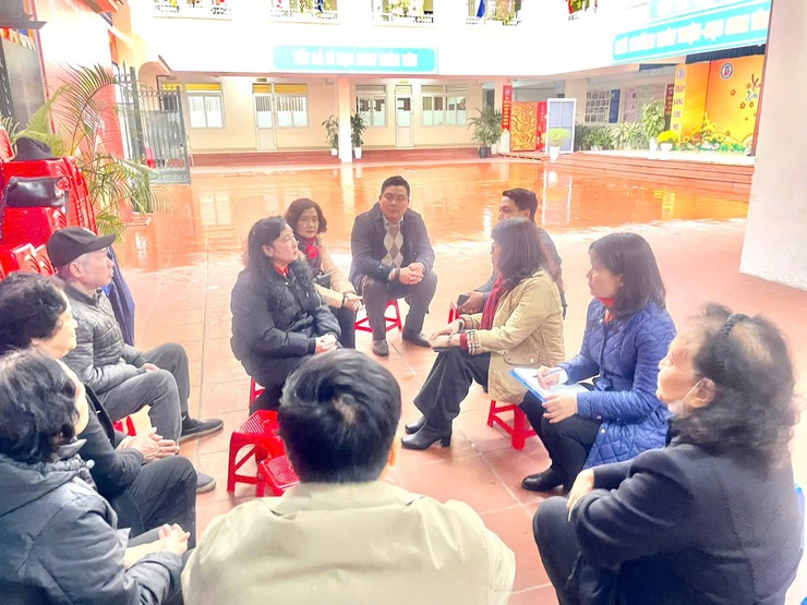 Đoàn giám sát của Mặt trận Tổ quốc Phường Hoàn Kiếm tăng cường giám sát công tác bầu cử tại các tổ bầu cử- Ảnh 13.