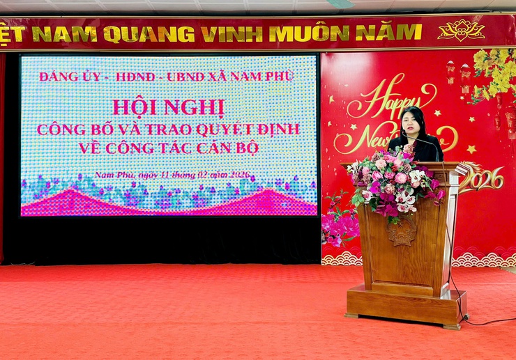 XÃ NAM PHÙ: KIỆN TOÀN ĐỘI NGŨ CÁN BỘ CHỦ CHỐT, ĐÁP ỨNG YÊU CẦU NHIỆM VỤ TRONG GIAI ĐOẠN MỚI- Ảnh 4.