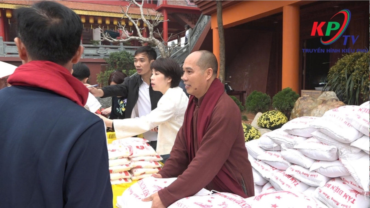 Xã Kiều Phú sôi nổi từ Hội thi gói bánh chưng, bày mâm ngũ quả và Chương trình Tết sum vầy năm 2026- Ảnh 15.