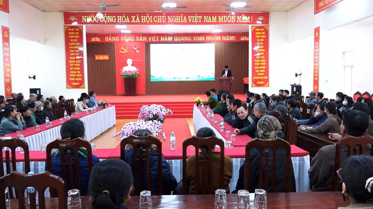 115 SUẤT QUÀ ĐƯỢC ỦY BAN MTTQ VIỆT NAM XÃ DÂN HÒA TRAO CHO CÁC HỘ CẬN NGHÈO, HỘ CÓ HOÀN CẢNH KHÓ KHĂN- Ảnh 9.