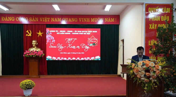 Đảng ủy - HĐND - UBND, Ủy ban MTTQ xã Liên Minh tổ chức: “ Tết Sum vầy – Xuân ơn Đảng”- Ảnh 1.