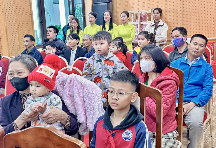 HÀNH TRÌNH XUÂN YÊU THƯƠNG - TẾT AN LÀNH NGÀNH GIÁO DỤC XÃ ĐẠI THANH- Ảnh 12.