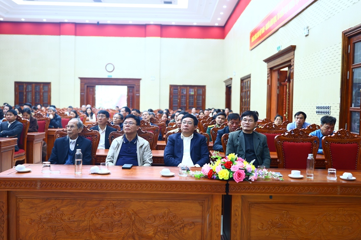 Thạch Thất: Cán bộ, Đảng viên tham dự hội nghị toàn quốc nghiên cứu, học tập, quán triệt và triển khai thực hiện Nghị quyết đại hội XIV của Đảng- Ảnh 5.