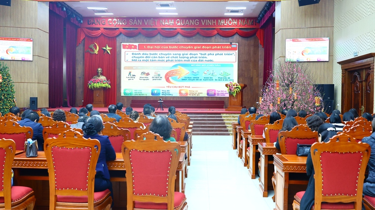 Thạch Thất: Cán bộ, Đảng viên tham dự hội nghị toàn quốc nghiên cứu, học tập, quán triệt và triển khai thực hiện Nghị quyết đại hội XIV của Đảng- Ảnh 4.