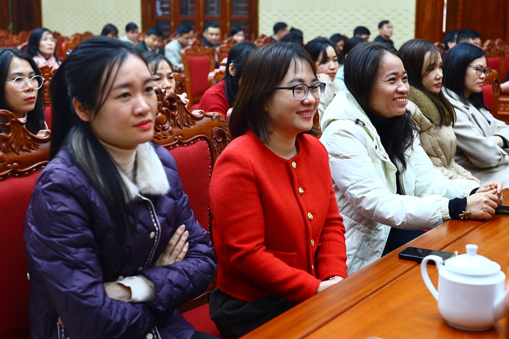 Thạch Thất gặp mặt Cán bộ Công chức, Viên chức, Người lao động nhân dịp tết Nguyên đán Bính Ngọ 2026- Ảnh 3.