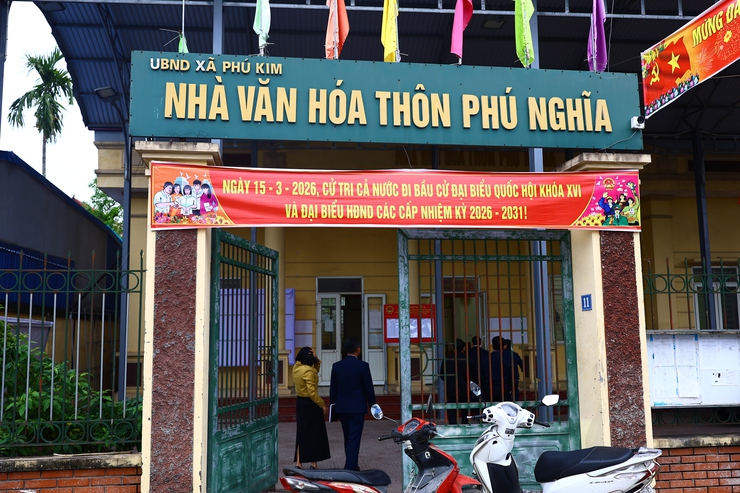 Thạch Thất: Kiểm tra, rà soát công tác đảm bảo cơ sở vật chất phục vụ bầu cử tại các thôn trên địa bàn- Ảnh 8.