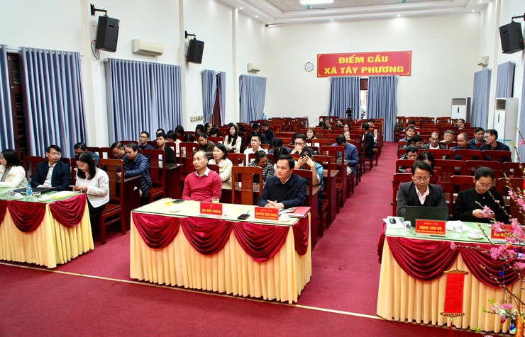 Hội nghị ký kết hỗ trợ chuyên môn toàn diện giữa bệnh viện đa khoa Sơn Tây và Trạm Y tế xã Tây Phương - Ảnh 7.