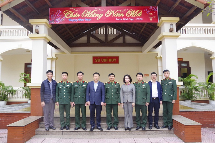 Phường Bồ Đề thăm, chúc Tết các đơn vị Quân đội đóng quân trên địa bàn- Ảnh 7.