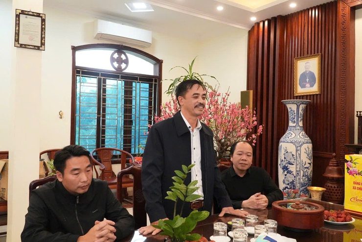 Lãnh đạo xã Chuyên Mỹ chúc tết các cơ sở tôn giáo- Ảnh 4.