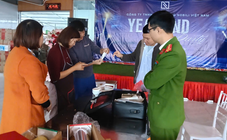 ỨNG HÒA TĂNG CƯỜNG KIỂM TRA BẢO ĐẢM AN TOÀN THỰC PHẨM DỊP TẾT NGUYÊN ĐÁN NĂM 2026- Ảnh 2.