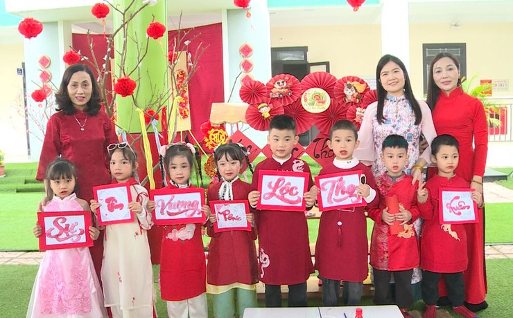 Xuân 2026: Cô trò trường Mầm non Xuân Phú vui "Tết sum vầy – Lan tỏa Văn hóa đọc"- Ảnh 5.