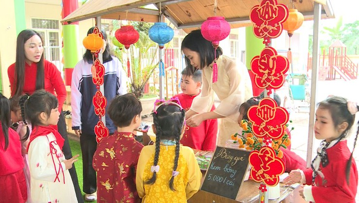 Xuân 2026: Cô trò trường Mầm non Xuân Phú vui "Tết sum vầy – Lan tỏa Văn hóa đọc"- Ảnh 7.