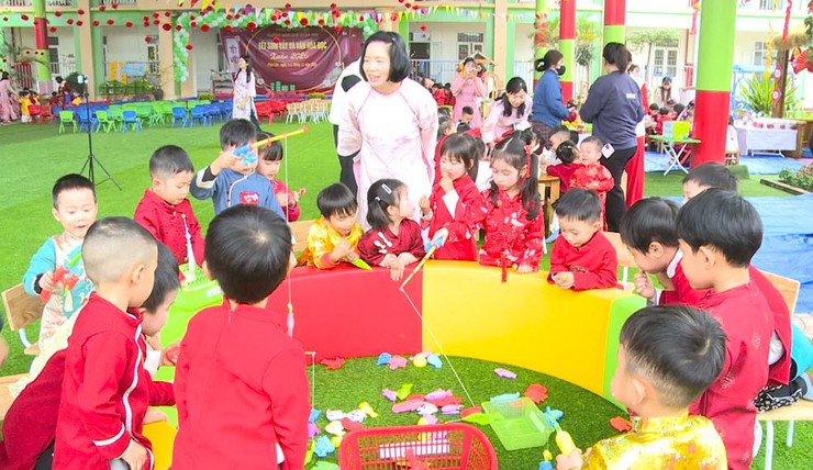 Xuân 2026: Cô trò trường Mầm non Xuân Phú vui "Tết sum vầy – Lan tỏa Văn hóa đọc"- Ảnh 6.