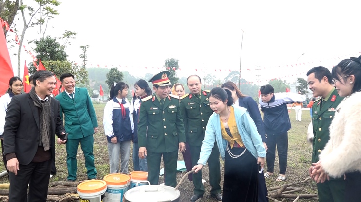 Ấm áp chương trình “ Tết quân dân “ tại xã Mỹ Đức- Ảnh 8.