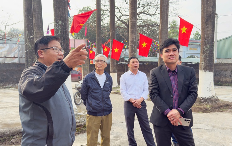 Xã Hương Sơn: Kiểm tra một số Điểm bầu cử trên địa bàn xã - Ảnh 2.