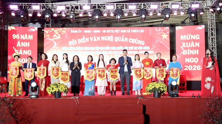 Hội diễn văn nghệ quần chúng chào mừng thành công Đại hội đại biểu toàn quốc lần thứ XIV của Đảng, chào xuân Bính Ngọ 2026- Ảnh 3.