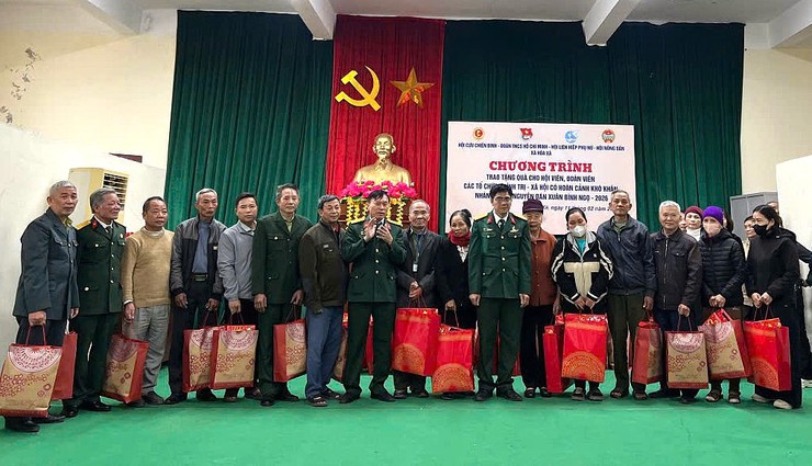 Các tổ chức chính trị - xã hội xã Hòa Xá chung tay chăm lo Tết cho đoàn viên, hội viên có hoàn cảnh khó khăn- Ảnh 4.