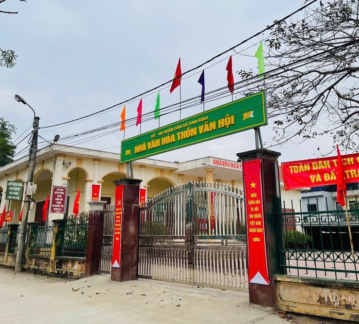 Rộn ràng không khí trang trí đón Tết Nguyên đán Bính Ngọ 2026 trên địa bàn xã Thường Tín- Ảnh 4.